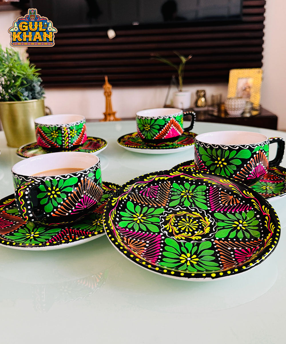 Green & Black Triangular Truck Art Handpainted Tea Set